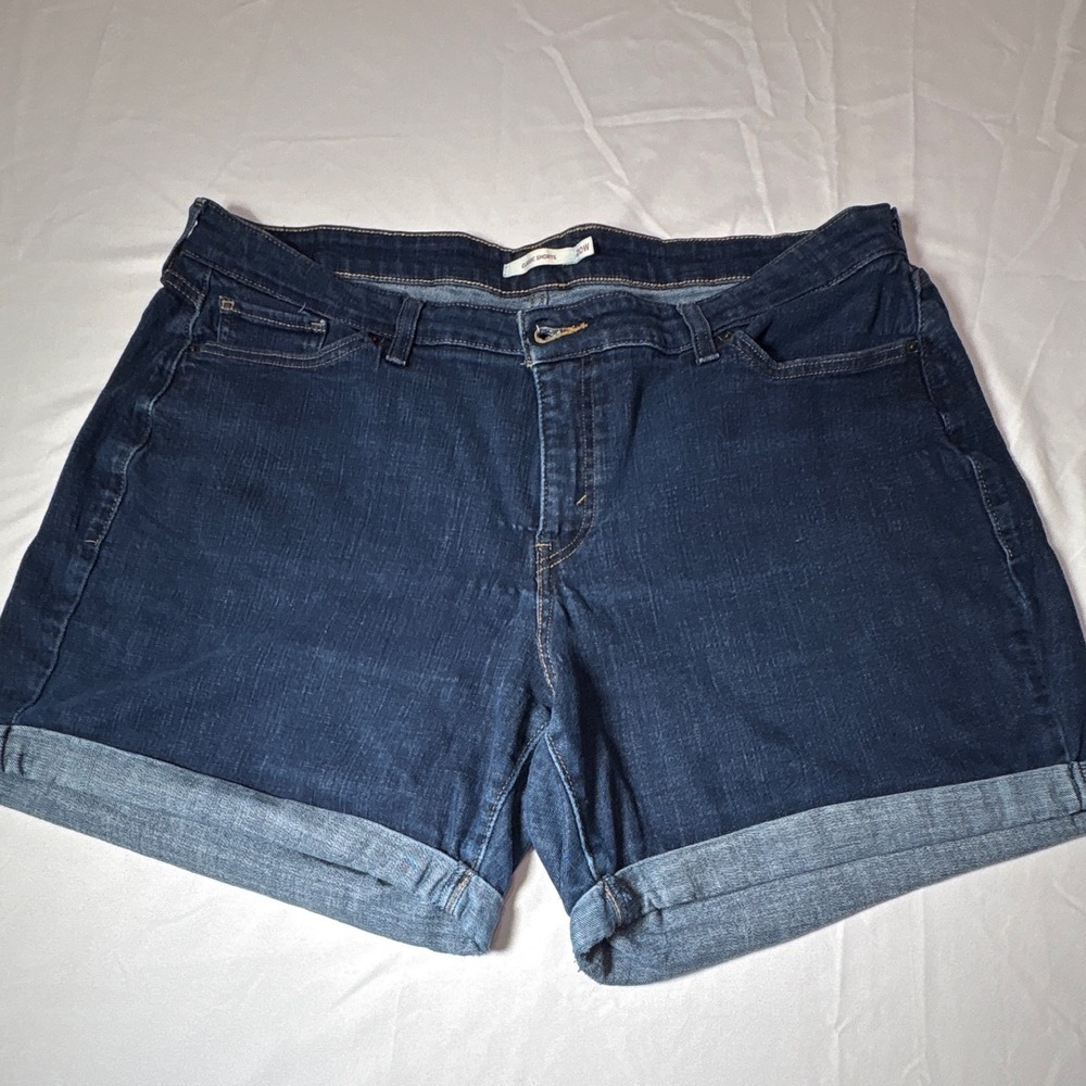 Levis Classic Shorts Womens 20W Dark Wash Denim Cuffed Mid Rise Blue Jean Shorts